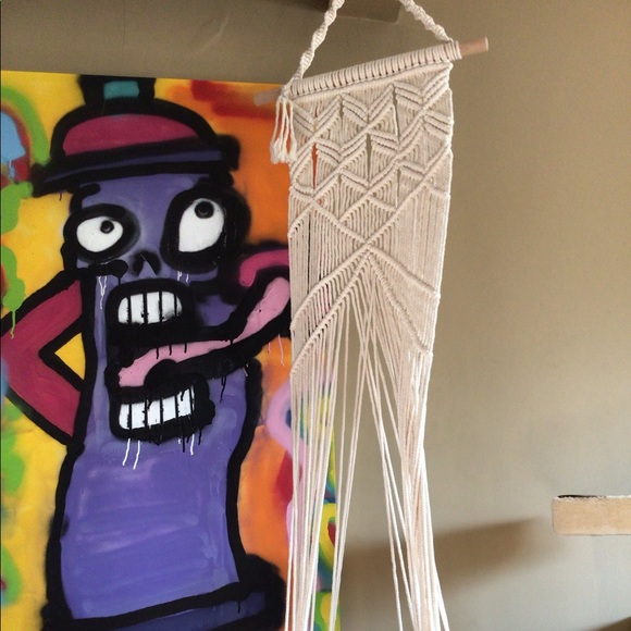 Cat swing. - Picture 2 of 2